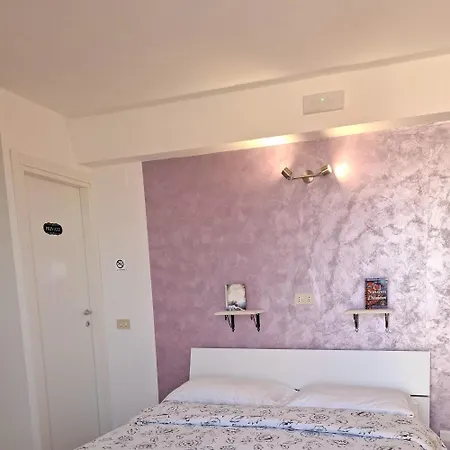 Vista Apartment *
